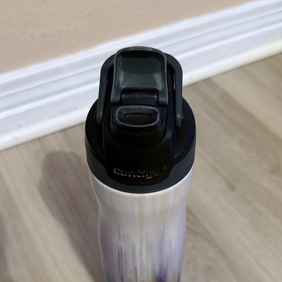 Contigo Purple and Blue Water Bottle - Picture 2 of 6